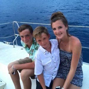 Meet your Posher, Desiree